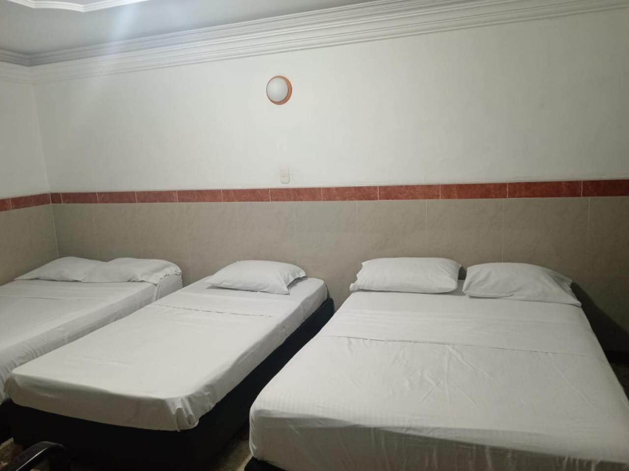 La Hermosa Hotel Буга Экстерьер фото